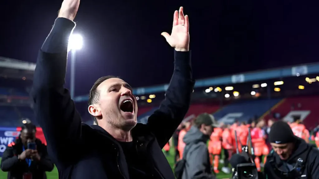 Pengasingan selama 25 tahun telah berakhir! Tim Frank Lampard mengamankan kembalinya ke tanah perjanjian