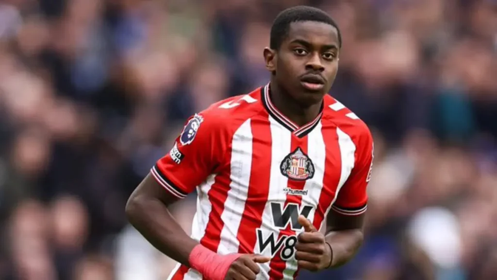 Chelsea mengaktifkan kembali pengejaran Noah Sadiki